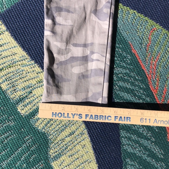 DEMOCRACY “Ab” technology CAMMO STRETCH JEANS / Woman’s size 2 - Picture 8 of 9